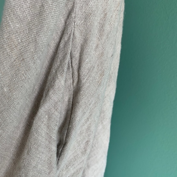 Beth Dress with short sleeves in Natural - Picture 6 of 8